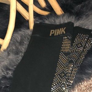 Pink yoga leggings ✨✨✨✨✨